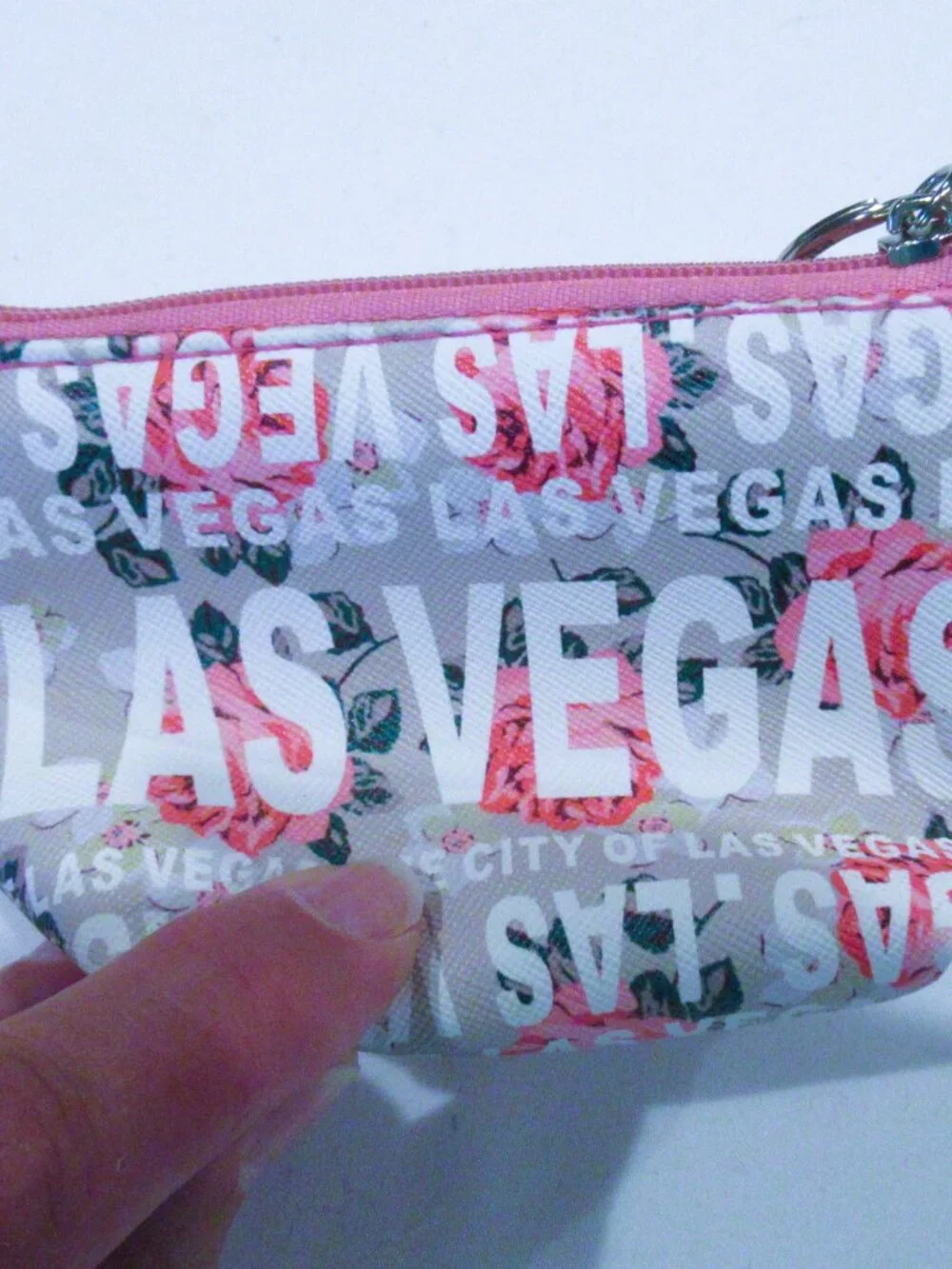 Robin Ruth Las Vegas grey and pink coin wallet, keychain